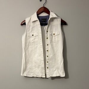 Women's White Sleeveless Button Down Shirt